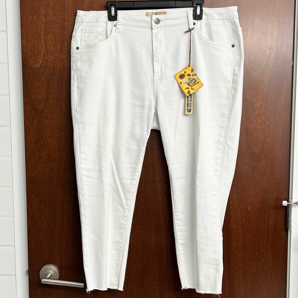 Hybrid Womens‎ Super Comfy Stretch Denim White Jean Size 18